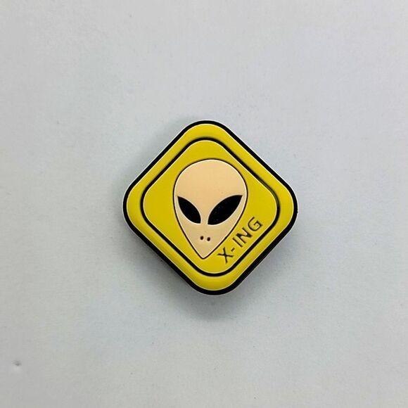 🎈5/$10🎈 PATCHES..CROC CHARMS.. alien.. - Picture 1 of 1